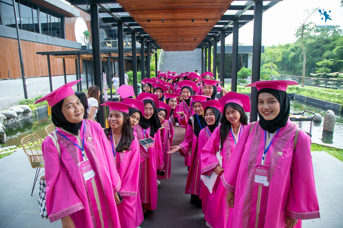 Foto promosi inaugurasi Glow & Lovely Bintang Beasiswa batch 8